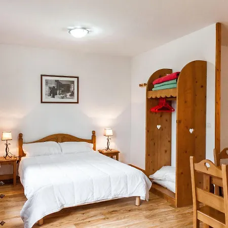 Apartman Le Bois De La Reine.7 *